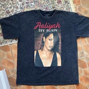 Gray Boxy Graphic Short Sleeve Tee